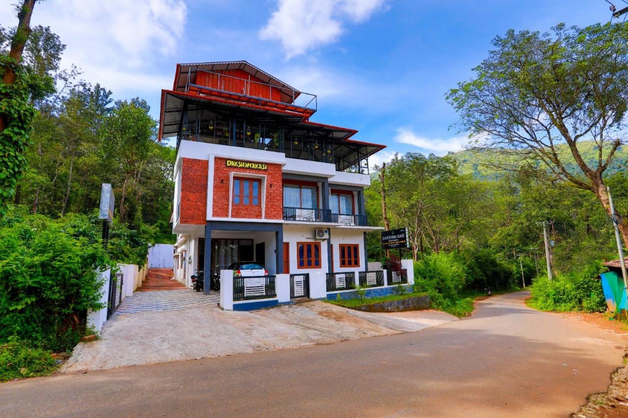 Dakshinakasi Guest House Thirunelly Exterior photo