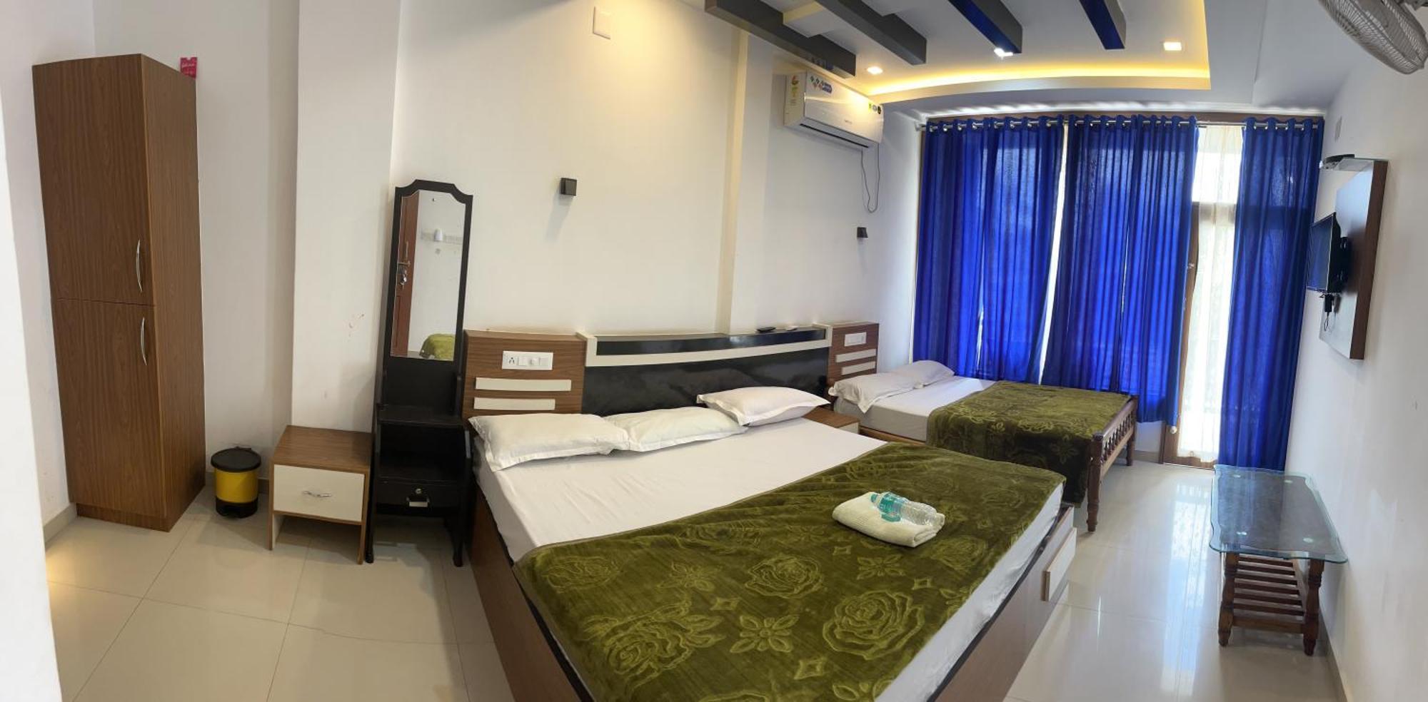 Dakshinakasi Guest House Thirunelly Exterior photo